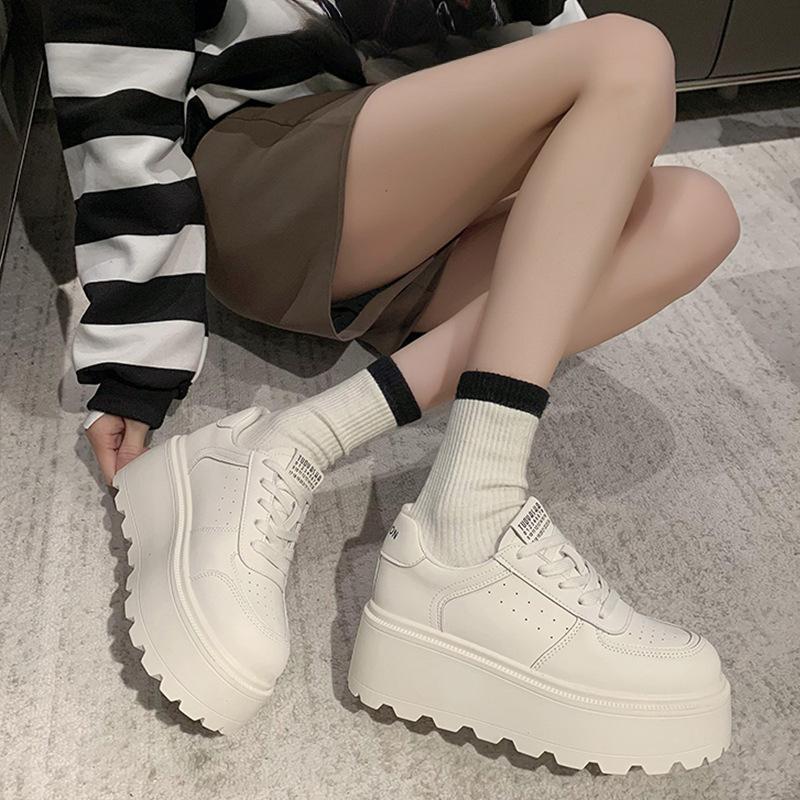 

Кожаные белые туфли для детей, весна-лето, новые высококачественные туфли для скейтбординга, толстая подошва, увеличивающая рост, повседневная спортивная обувь 40