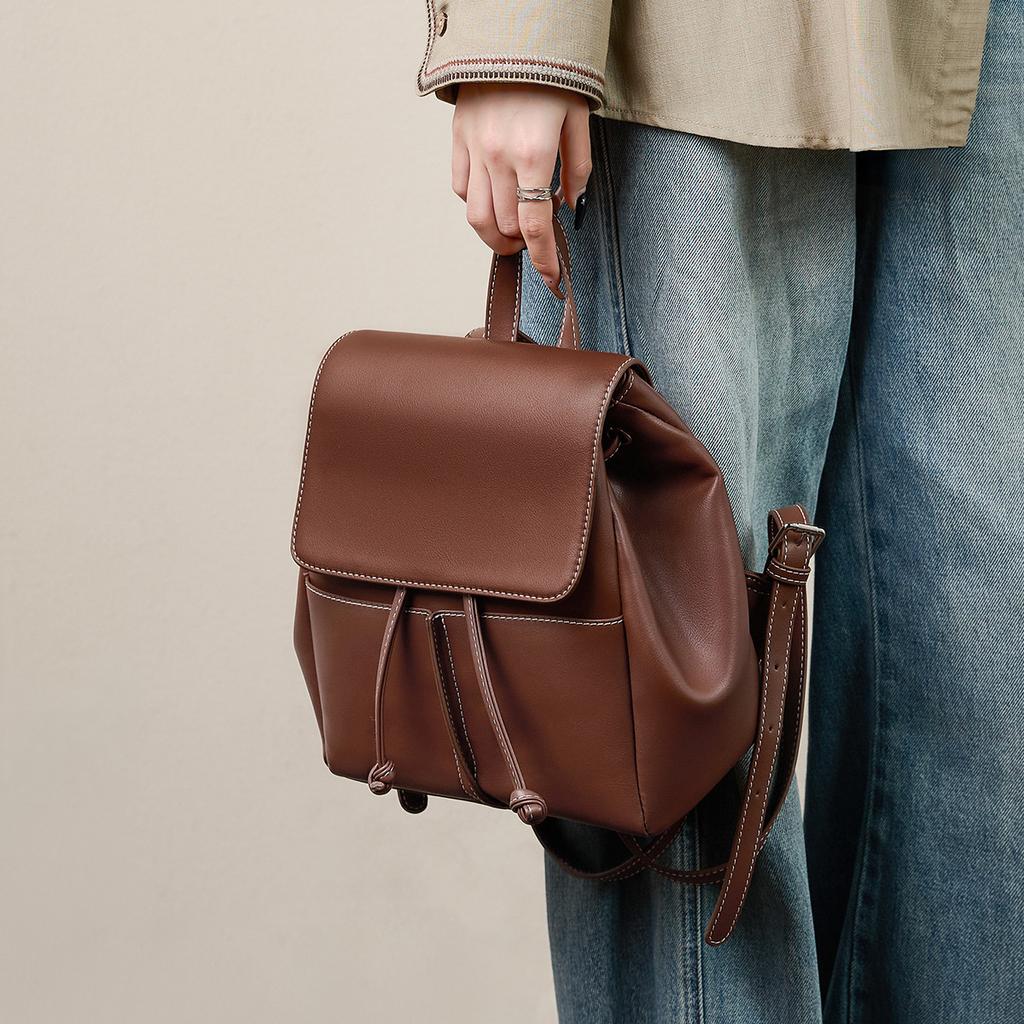 2025 New Fashion Genuine Leather Texture Backpack Casual Versatile Large Capacity Commuting Outdoor Travel Backpack Double Shoulder Bag