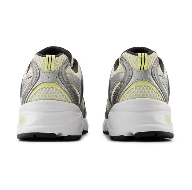 New Balance Sneakers 530