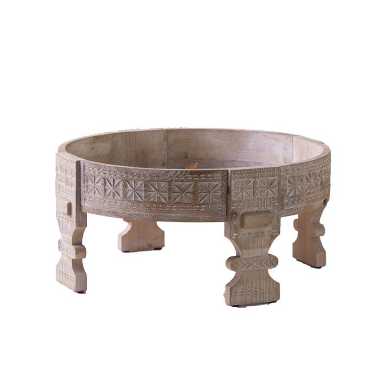 American Retro Round Side Table: Solid Wood Carved Coffee Table for Hotel or Homestay Décor