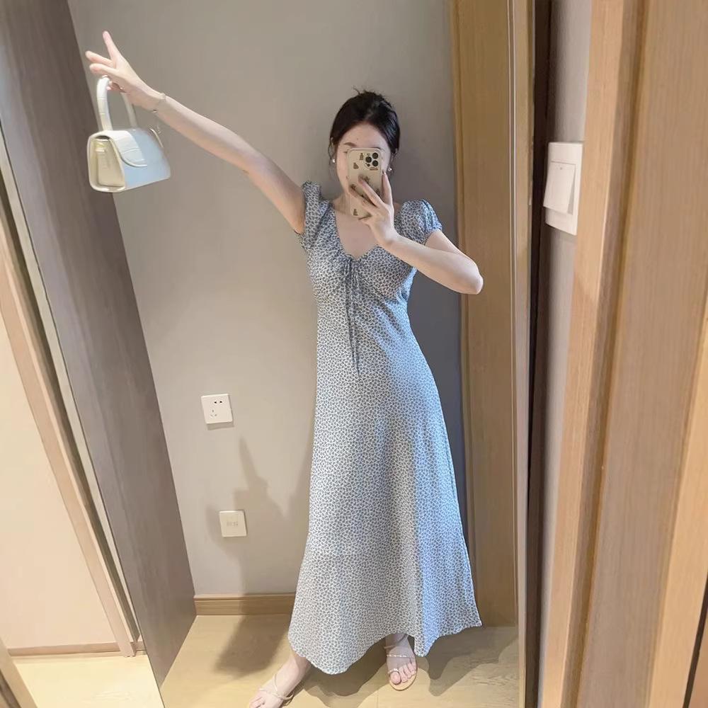 Dress women's summer new high-end sense super good-looking Platycodon wind floral long skirt waist and thin