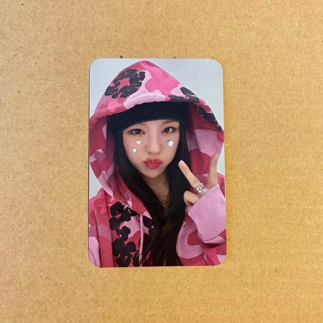 [USED] Wheein OWHEECE merchandise purchase bonus trading card B