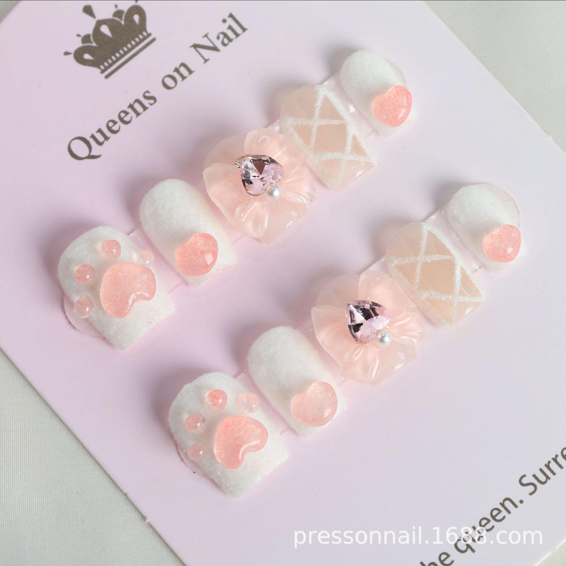 

Милые летние короткие ногти с кошачьими лапками принцессы - Ручная работа, носимый нейл-арт Medium