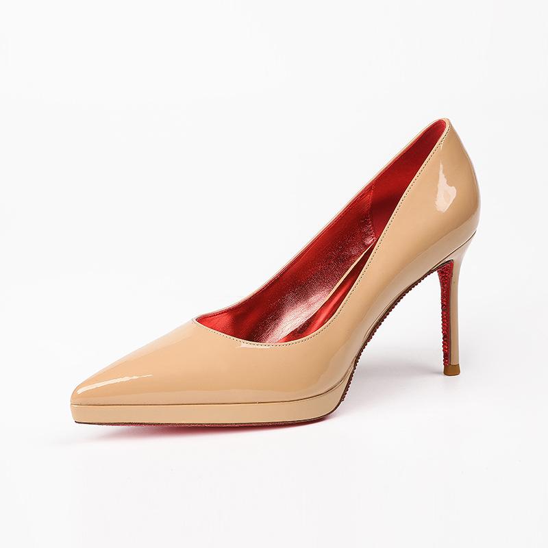 24D16 wasserdichter Tisch High Heels Damen Übergröße Französisch High-End Schwarz keine müden Füße dünne Absätze spitz Huizhou Einzelne Schuhe