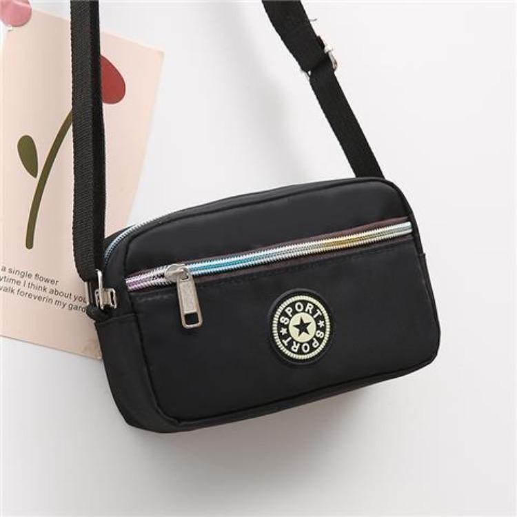 Korean Version Women's Shoulder Bag Sports and Leisure Bag Nylon Canvas Bag Multifunctional Crossbody Bag