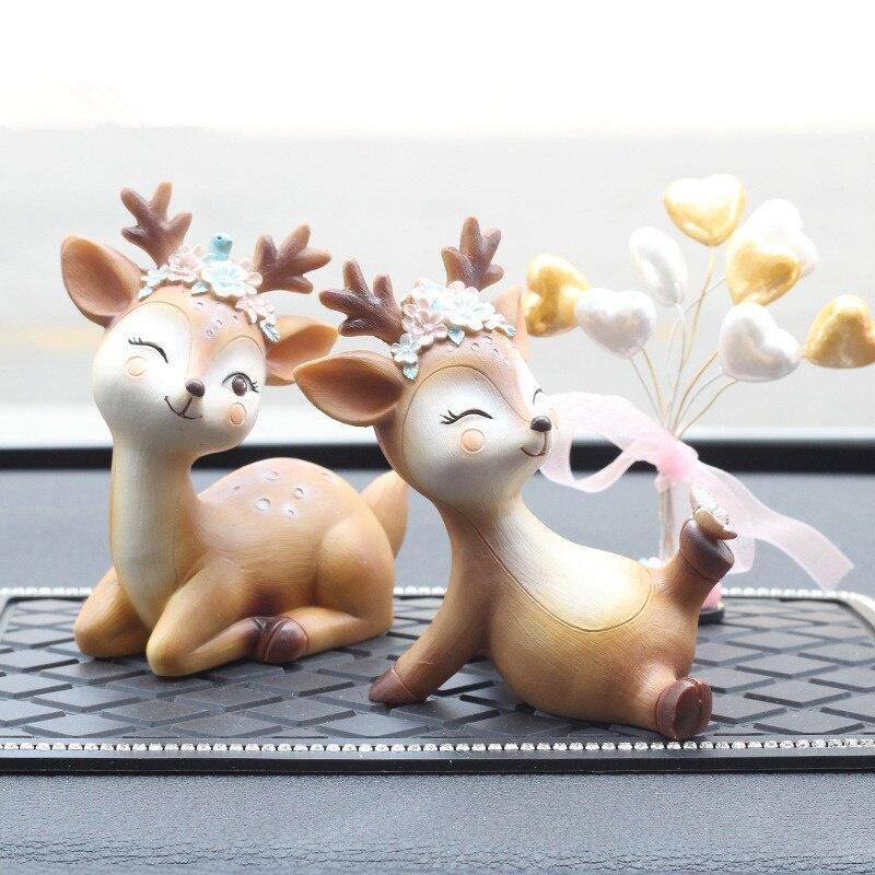 Natural Resin Sika Deer Ornaments Mini Cartoon Animal Crafts Cute Miniature Car Home Decorations
