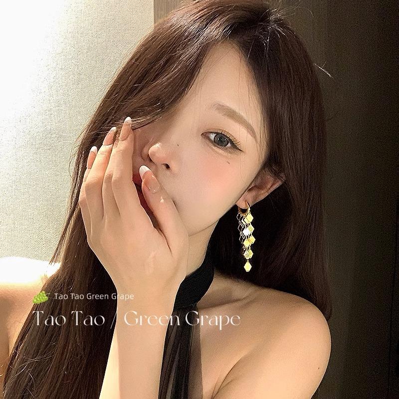 Female Niche Unique Diamond Shaped Long Tassel Earrings 1 pair of earrings золотой