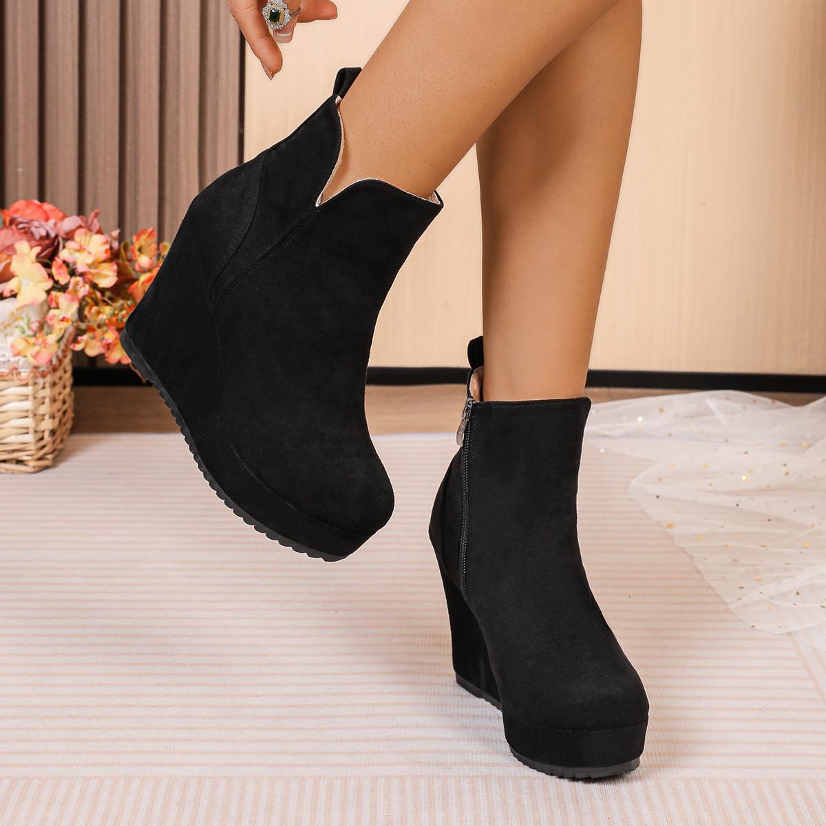 

Женские черные пушистые теплые зимние ботинки на толстой подошве и скошенном каблуке, короткие ботинки для повседневных вечеринок, одинарные ботинки 36