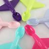 Kinder-Flugzeugförmiger Plastiklöffel Mit Süßem Design Für Kindermahlzeiten Und Als Geschenk