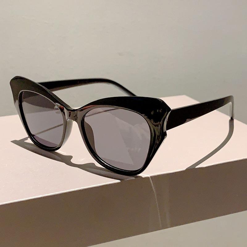 Cat Eye Vintage Sunglasses Women Brand Designer Fashion Gradient Sun Glasses Female Retro Mirror Outdoors Shades