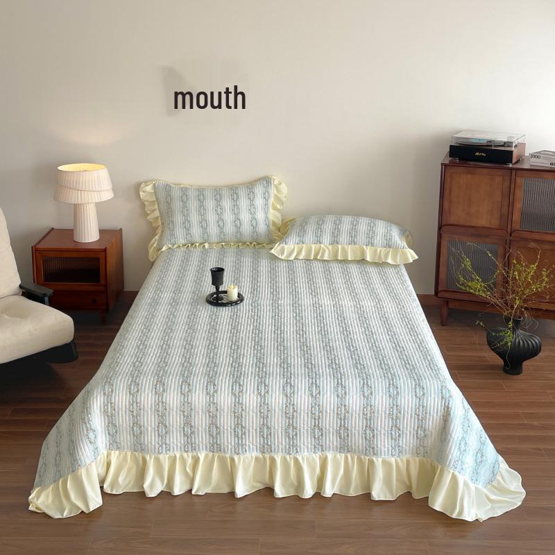 Spring/Summer Small Floral Lace Bedspread Set: 4-Piece, Skin-Friendly, Soft Imitation Cotton for Single Bed