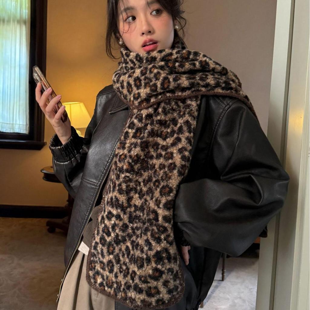Zunsu Leopard Print Imitation Wool Double-Sided Scarf for Women - Warm, Fashionable, Retro Autumn/Winter Accessory