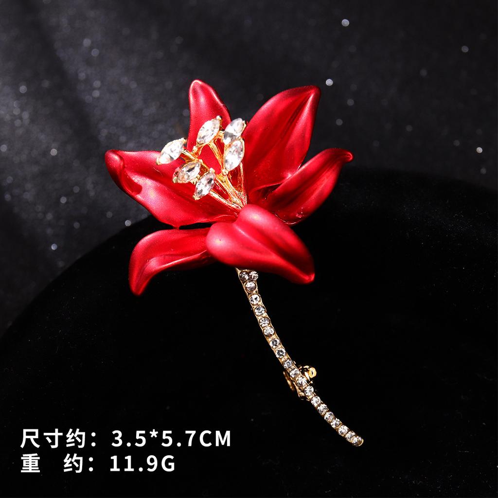Rose Brooch High-End Ladies Bow Red Brooch Anti-Light Drip Oil Pin