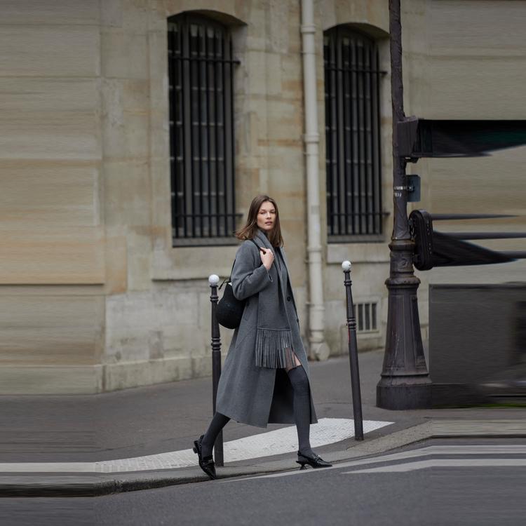 ELLE Solid Color Straight Cut Minimalist Commuter Double Breasted Long Coat Women Coats Medium-Gray EN48849