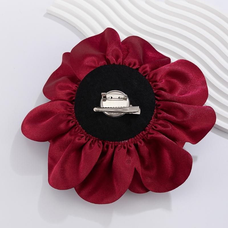Stilvolle und praktische Stoffblumenbrosche Auffälliger Anstecker mit großer Blume Zarte Stoffblumenbrosche Nadel Accessoire