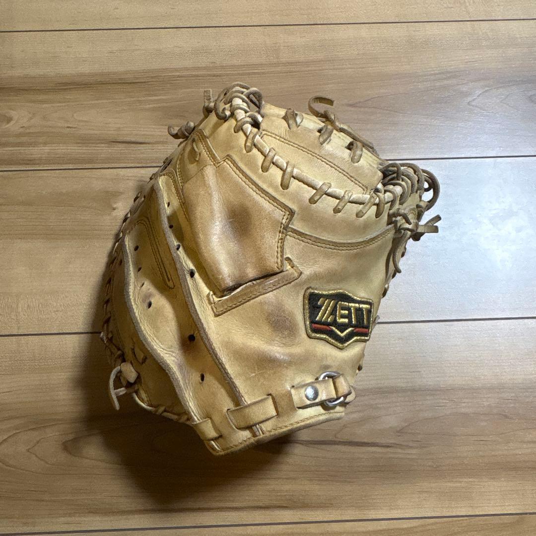 Used ZETT Rigid Baseball Glove Beige