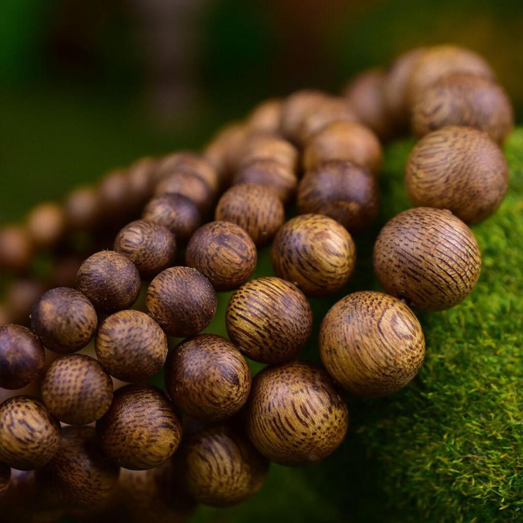 Exquisite Hainan Agarwood Bracelet: Unisex 10mm Single Loop with 19 Fragrant Round Beads (Limit One Per Customer)