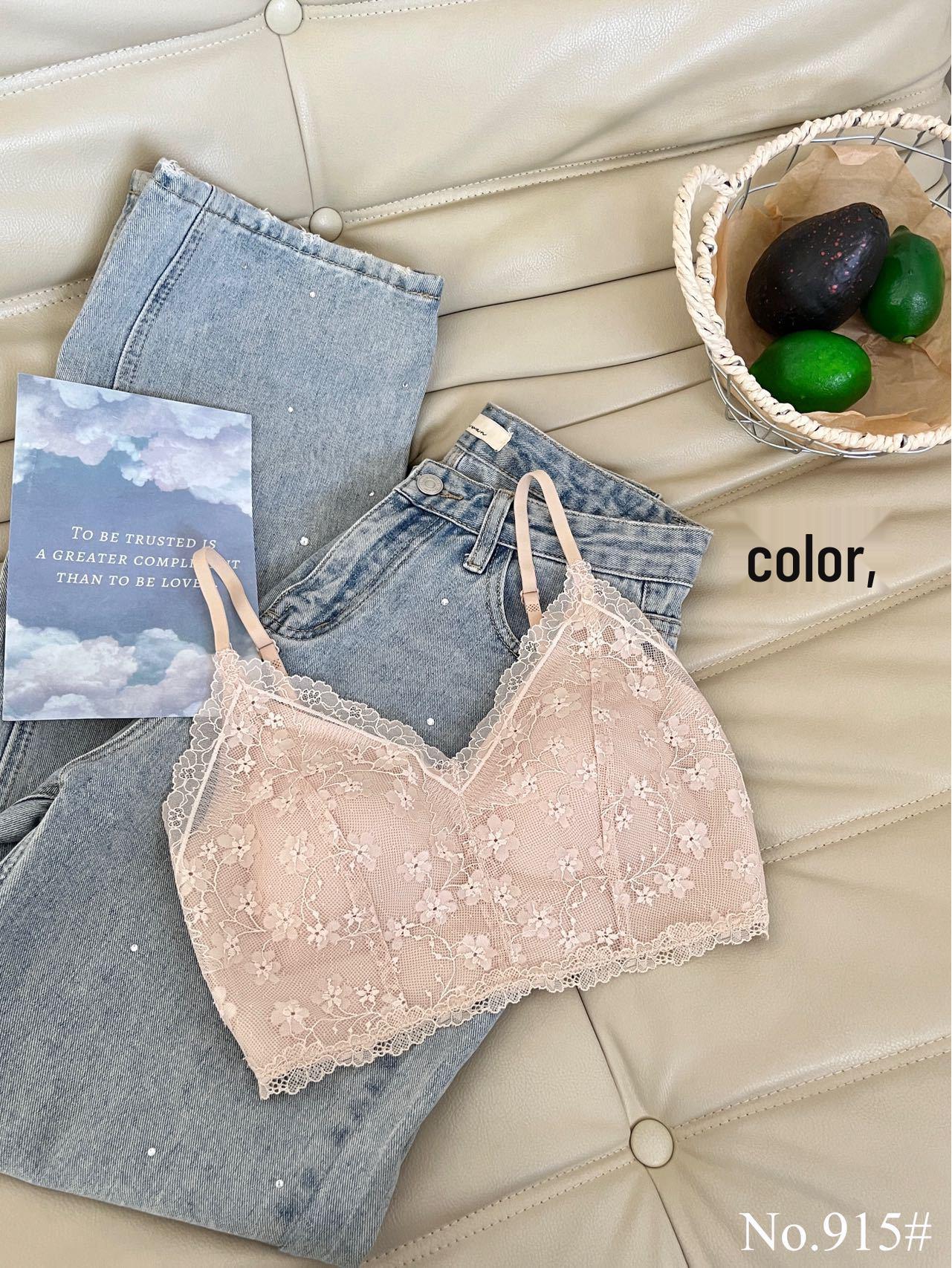 

Summer French Lace Push-Up Wireless Camisole Bra – V-Neck, Breathable, and Stylish Lingerie for Women Medium тілесний