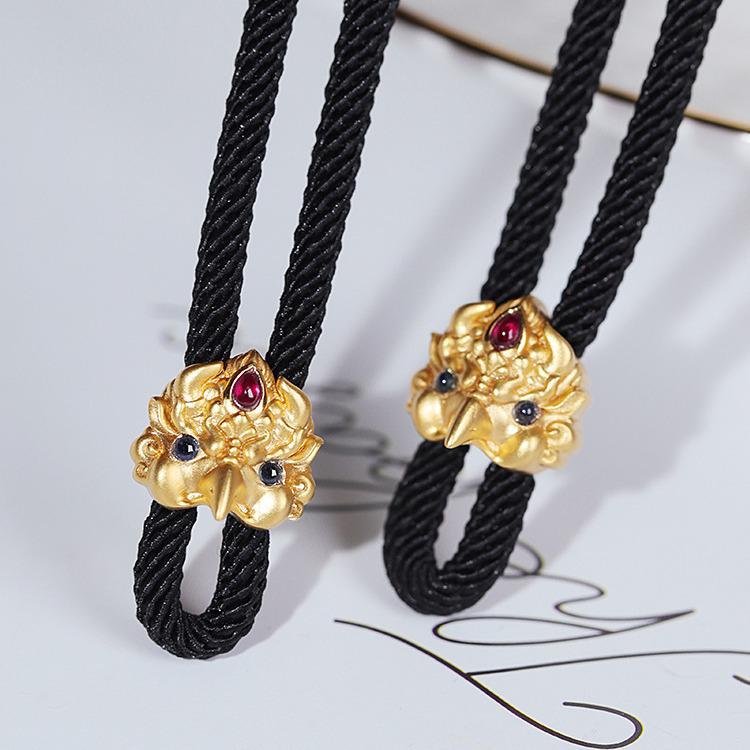 Vielseitiger Hip-Hop Phönix Anhänger: Retro Jade- und Goldschmuck mit Seil für Männer und Frauen.