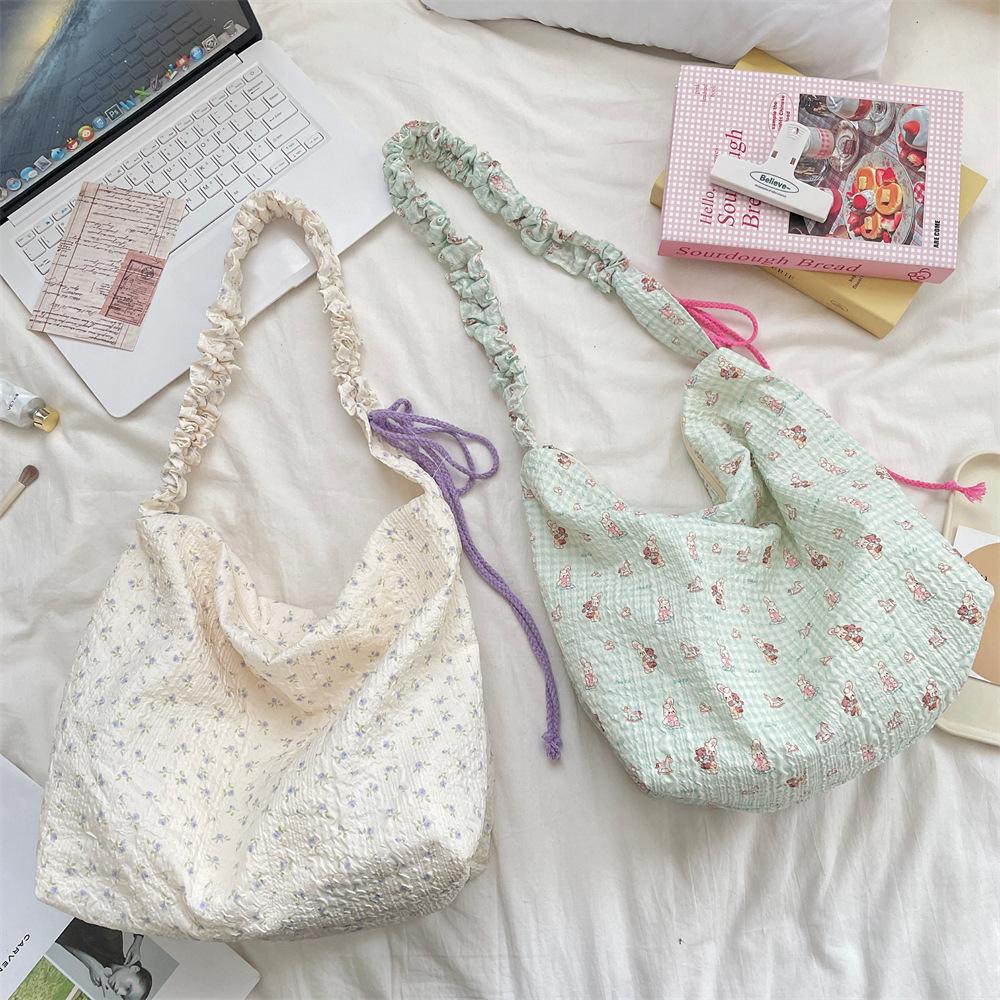 7 Simple Underarm Bag Women's New Large-capacity Cartoon Embossed Fashion Drawstring Shoulder Canvas Bag