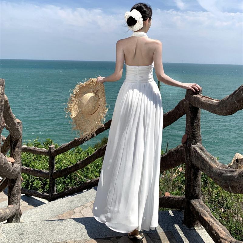 French High-end Collar Neck Halter Dress for Women's Summer New Waist and Thin Temperament Elegant Long Skirt