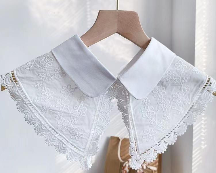 

Универсальный вязаный свитер с воротником-шалью и вышивкой для женщин белый