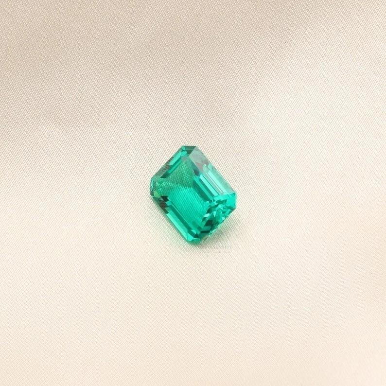 11x9 MM Flawless Natural Green Emerald Certified Emerald Cut Loose Gemstone