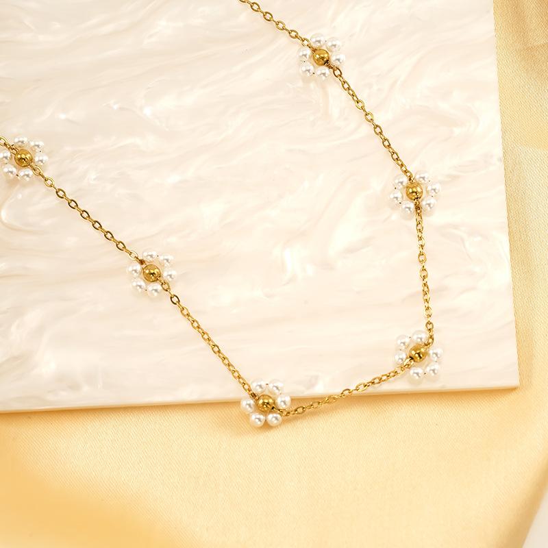 Halskette aus Edelstahl mit glasierten Perlen und Kristallen, süße türkisfarbene Natursteinkette, Persönlichkeit, hochwertige Schlüsselbeinkette