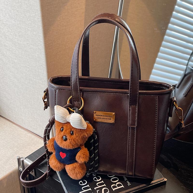 Fashion commuter large-capacity bag women's 2025 new high-value foreign fashion shoulder bag handbag women