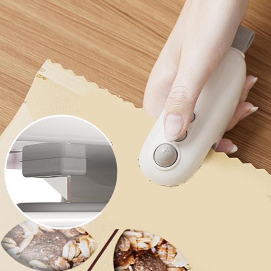 Mini Bag Sealer 2-in-1 Heat Sealer with Rechargeable Sealing Machine for Plastic Bags Vacuum Bag Sealing Tool