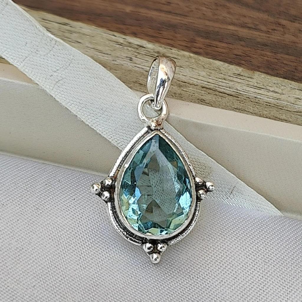 Pear Cut Aquamarine Quartz Gemstone 925 Sterling Silver Handmade Gift Pendant