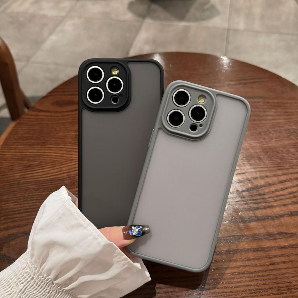 Suitable for IPhone15ProMax Matte Skin Feel Phone Case, Apple 14 Heat Dissipation, Breathable and Anti-drop Semi-transparent Protective Case