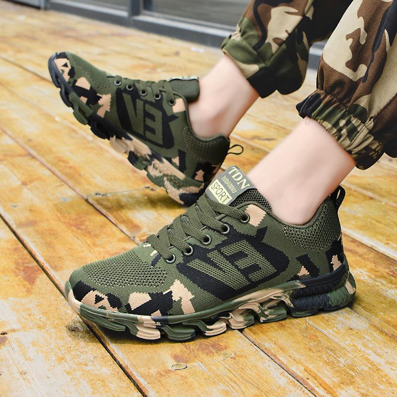 2021 new men's and women's camouflage casual sports shoes, fly-woven breathable student training shoes, outdoor mountaineering liberation shoes