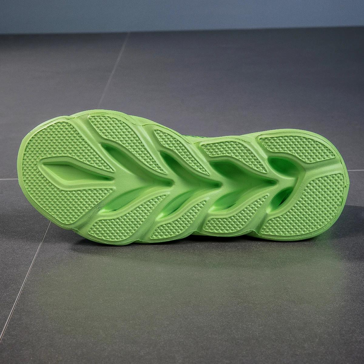 Зеленые кроссовки для бега — фото 7