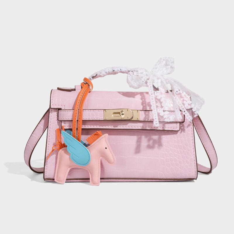 

High Texture Special Interest Light Luxury Gold Kelly Bag 2025 New Crocodile Pattern Small Handbag Women s Shoulder Messenger Bag рожевий