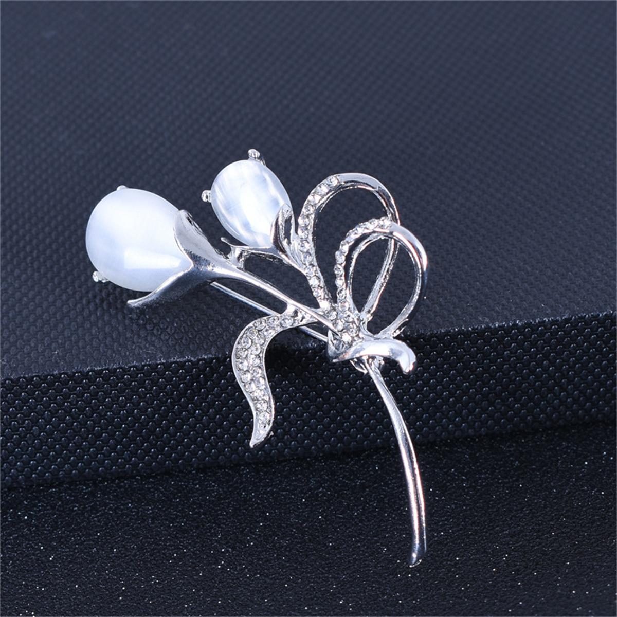 

1Pc Retro Elegant Tulip Brooch Creative Romantic Pin Classical Fashion Jewelry Accessories Party Daily Birthday Gift Souvenir