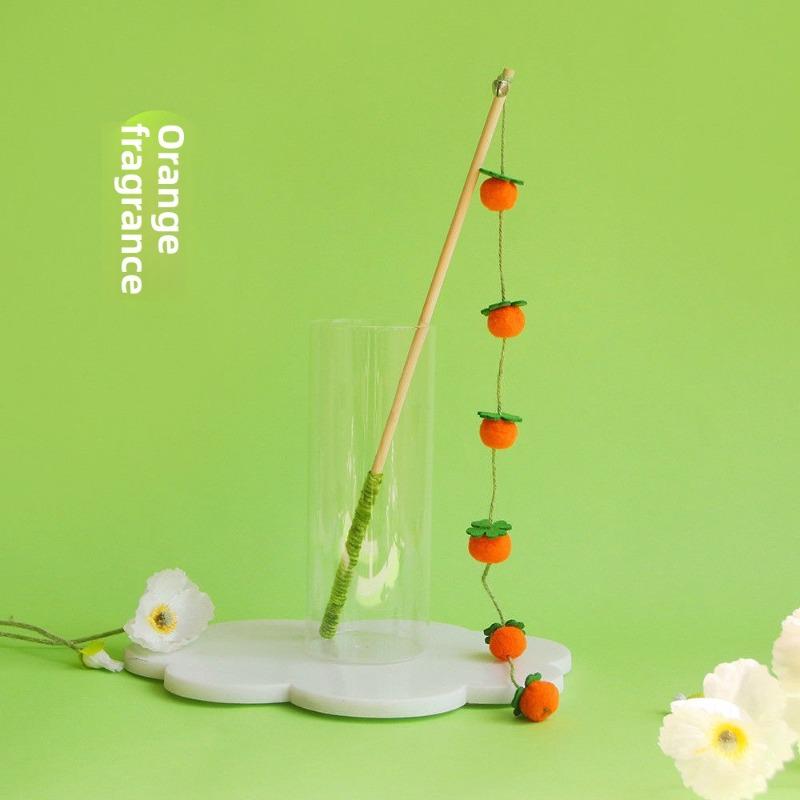 Cat Toys, Cat Teasing Sticks, Wooden Poles, Persimmon Strings, Bells, Long Poles, Tomato Strings, Cat Teasing Sticks, and Other Boring Toys