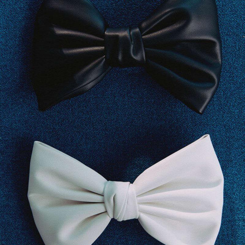 Elizabeth Moments Faux Leather Ribbon Hair Pin