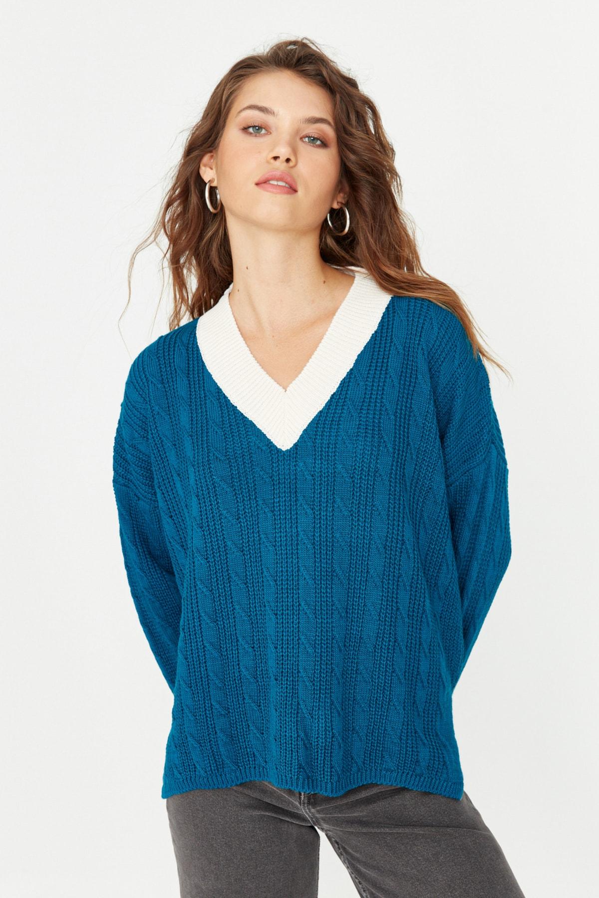 

Свитер - Зеленый - Оверсайз