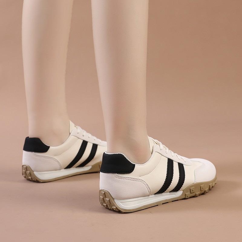 Fashion Ladies Shoes 2025 Hot Sale Lace-up Women's Vulcanize Shoes Fashion New Color Matching Light Best Seller Outdoor Casual Shoes