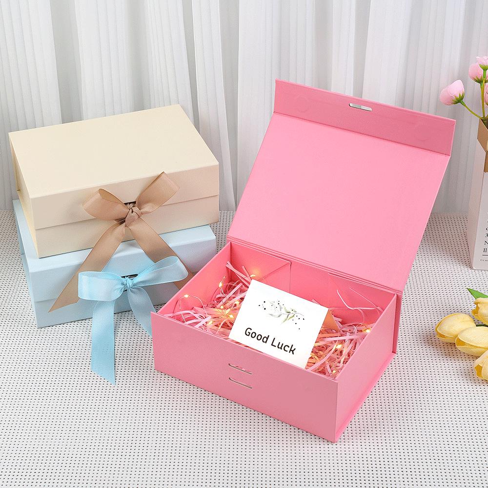 In-Stock Magnetic Folding Gift Box with Ribbon Bow - Solid Color Flip-Top Packaging Box