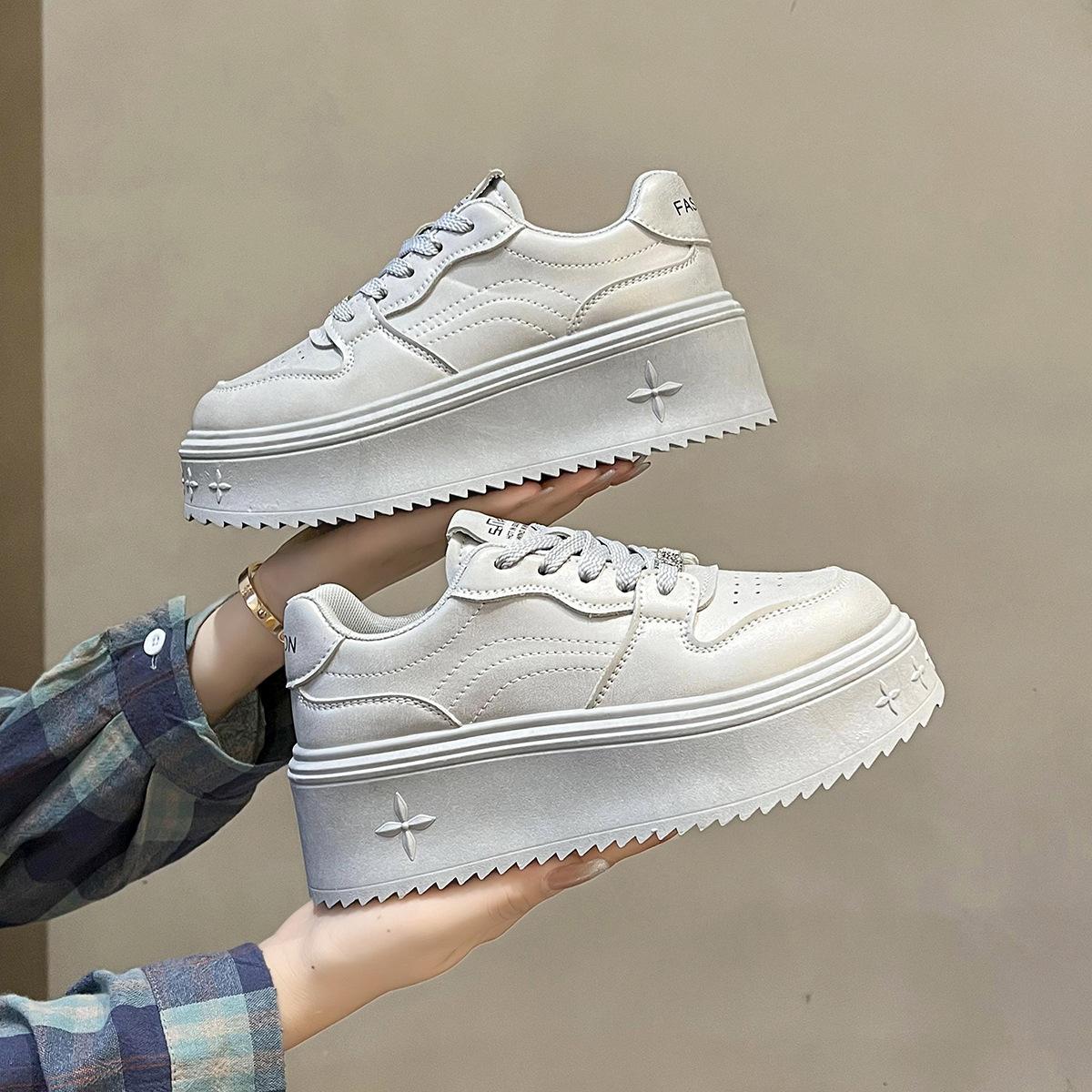 

Модные белые кожаные туфли с толстой подошвой, женские кроссовки, повседневная обувь из кожи, скейтборд, туфли на каблуках с круглым носком, удобные туфли Zapatillas 40 серый