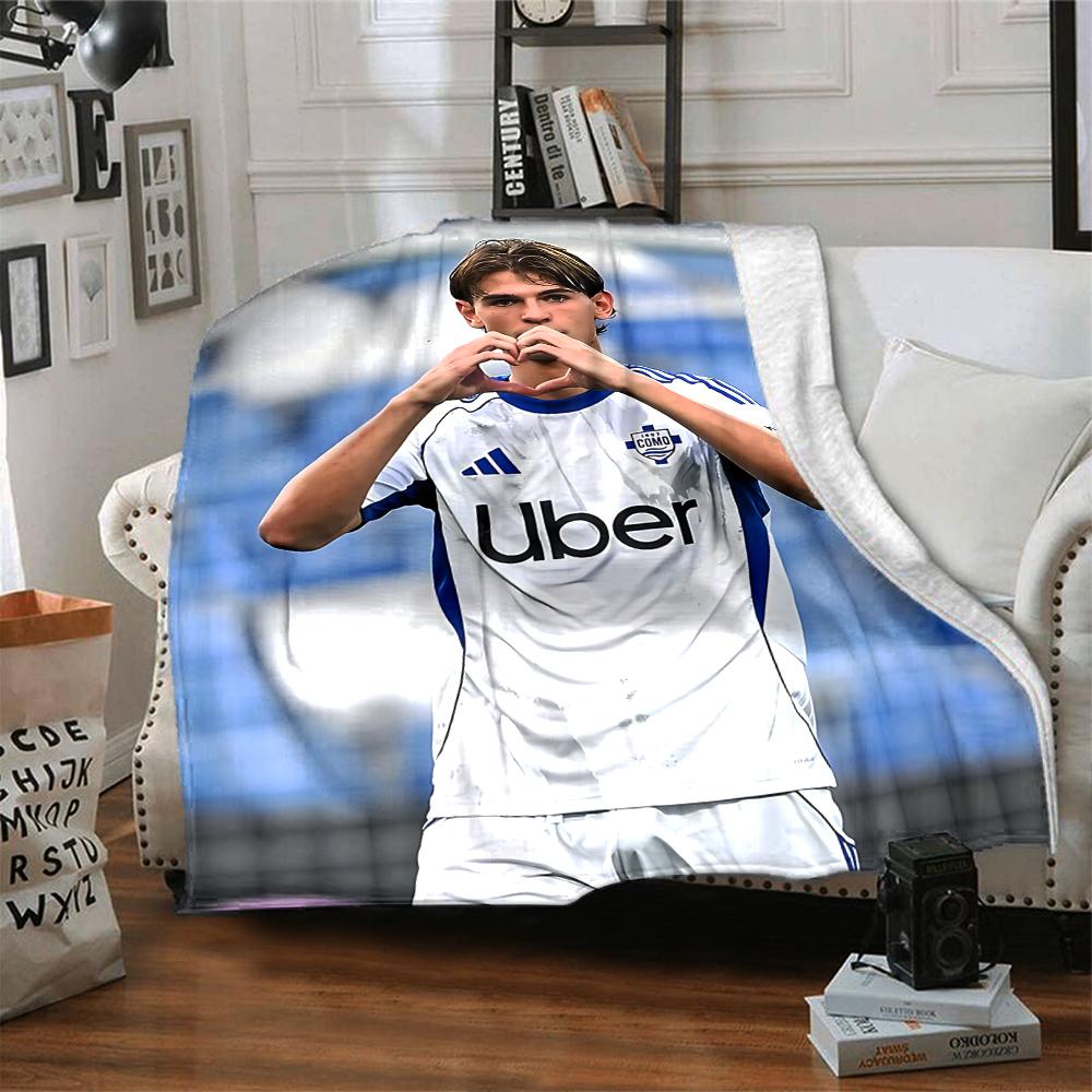 Player Field Blankets Flannel Printed Breathable Warm Throw Blanket for Home Office Bedspreads 0708a54