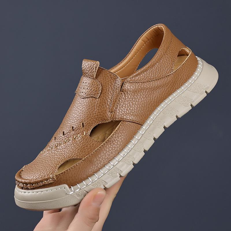 2025 Summer Sandals Summer Beach Shoes Korean Version Driving Shoes Casual Low-top Men's Shoes Hole Shoes Men 2025