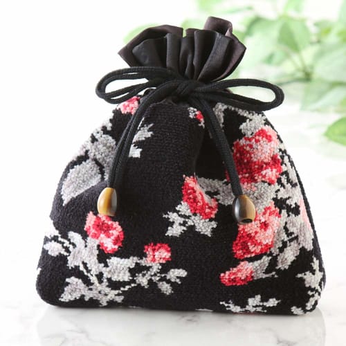 Laura Ashley "Chenille" Drawstring Bag, Roses, Black, Approx. 19 X 3 X 20cm (RUA44572, Bk)