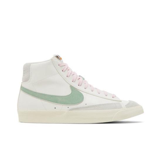 Nike Blazer Mid 77 Premium Certified Fresh - Sail Enamel Green DO9787-100