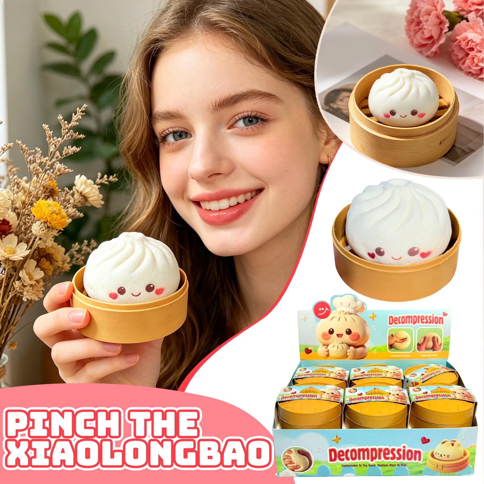 

Squishy Dumpling Stress Relief Toy with Steam Basket Slow Rising Soft Squeeze Decompression Toy for Hand Exercise and Relaxation One Size белый
