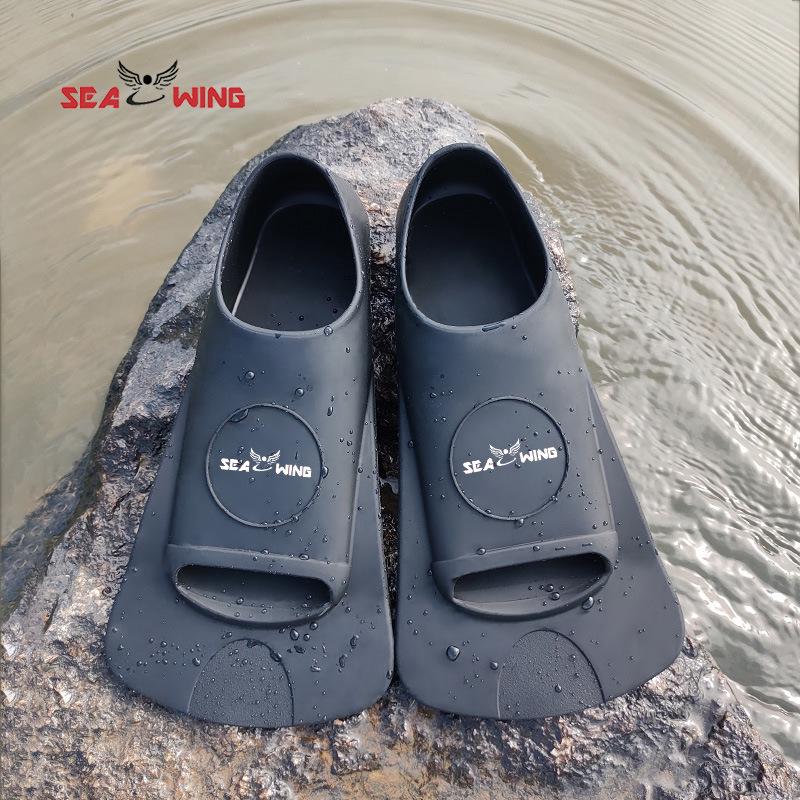 Unisex Silicone Short Swim Fins for Freestyle and Breaststroke - Professional Diving Training for Adults and Kids