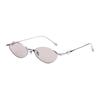 Gentle Monster Bold Serie Ovale Sonnenbrille mit Sternakzenten Unisex-Sonnenbrille Silber EDEN02BR