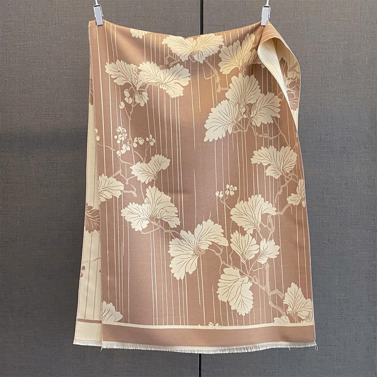 

Personalized retro style flower striped scarf irregular striped design autumn and winter warm shawl fashionable versatile scarf 190*65cm